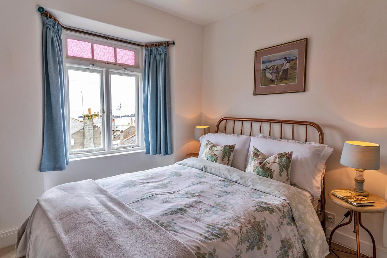Finest Retreats - Cosy Mousehole Cottage With Sea Views Exterior foto